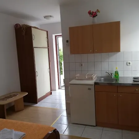 Studio In With Sea View, Balcony, Air Conditioning, Wi-fi Apartment *