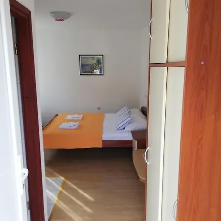 Studio In With Sea View, Balcony, Air Conditioning, Wi-fi Apartment *