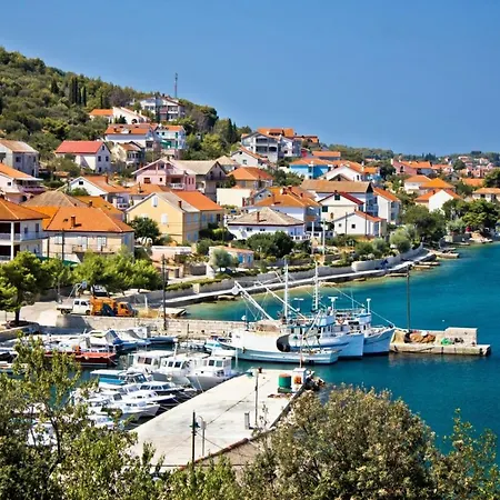 Studio In With Sea View, Balcony, Air Conditioning, Wi-fi *