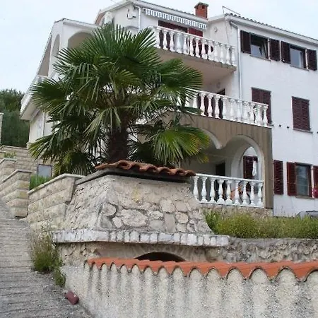 Apartment Studio In With Sea View, Balcony, Air Conditioning, Wi-fi